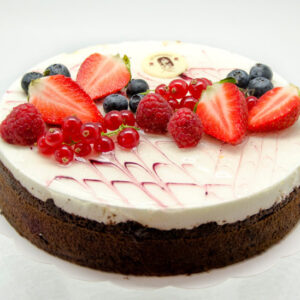 Cafe_Mademoiselle_Mustika-toorjuustu-kook